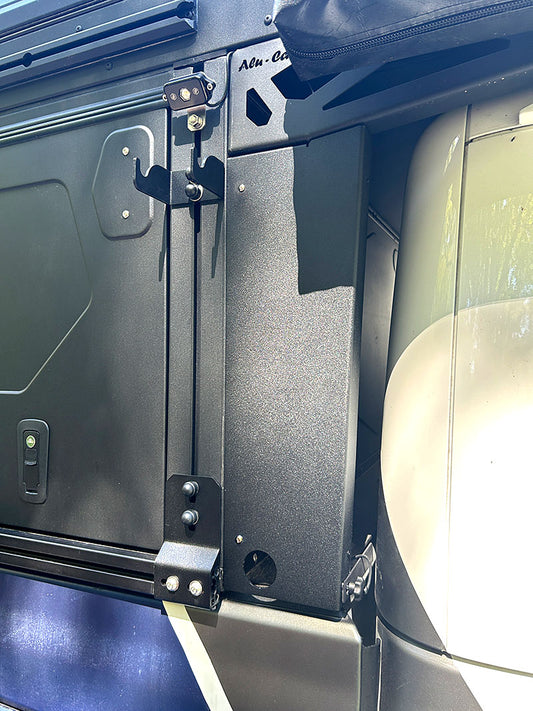 Alu-Cab Bulkhead Side Filler Panel for Jeep Gladiator